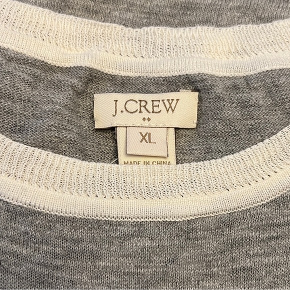 J.Crew Factory oversized V Neck sweater - Picture 4 of 11